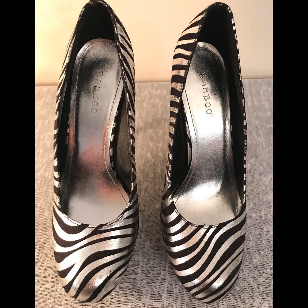 Bamboo zebra high heel